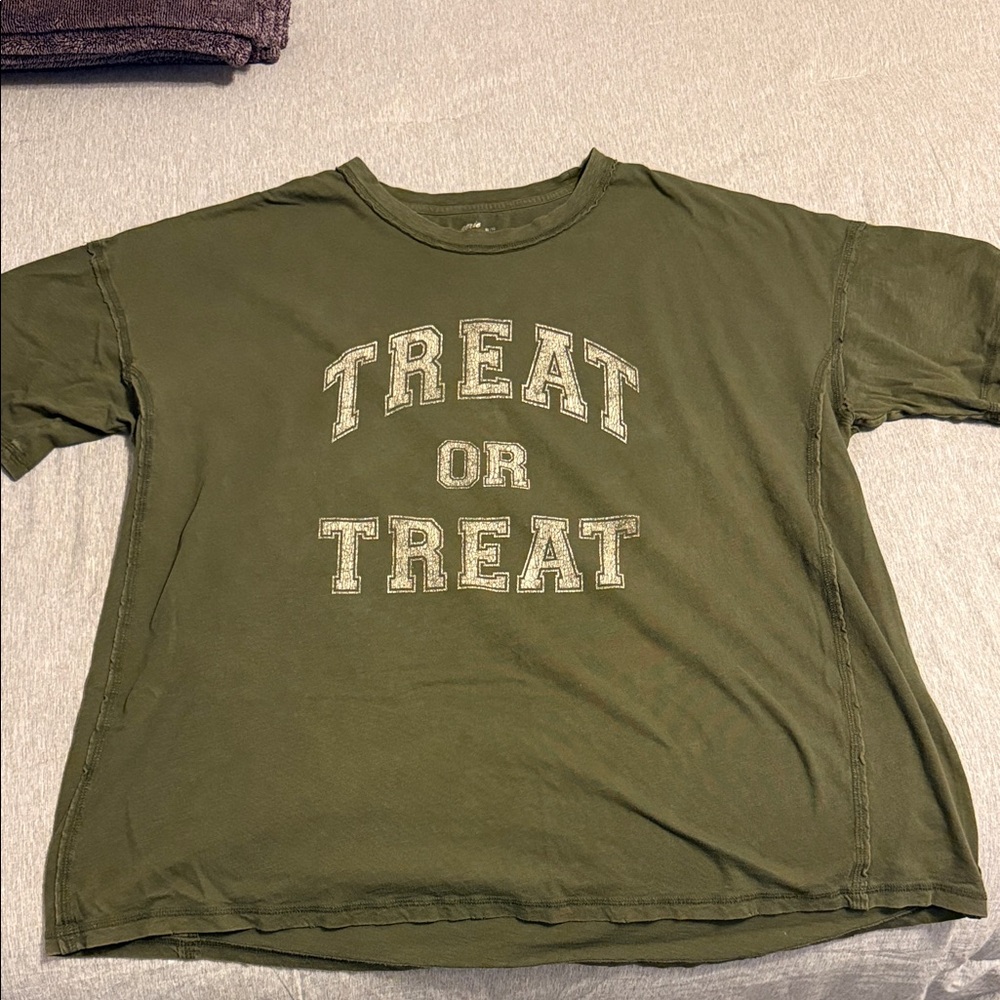 Aerie tee